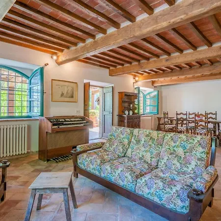 Cozy In With Kitchen Sarteano